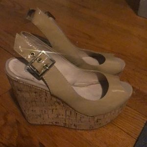 Steve Madden Nude patent leather cork wedges